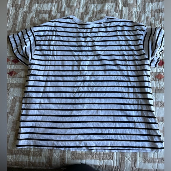 Old Navy Striped Oversized T-Shirt - Picture 3 of 3